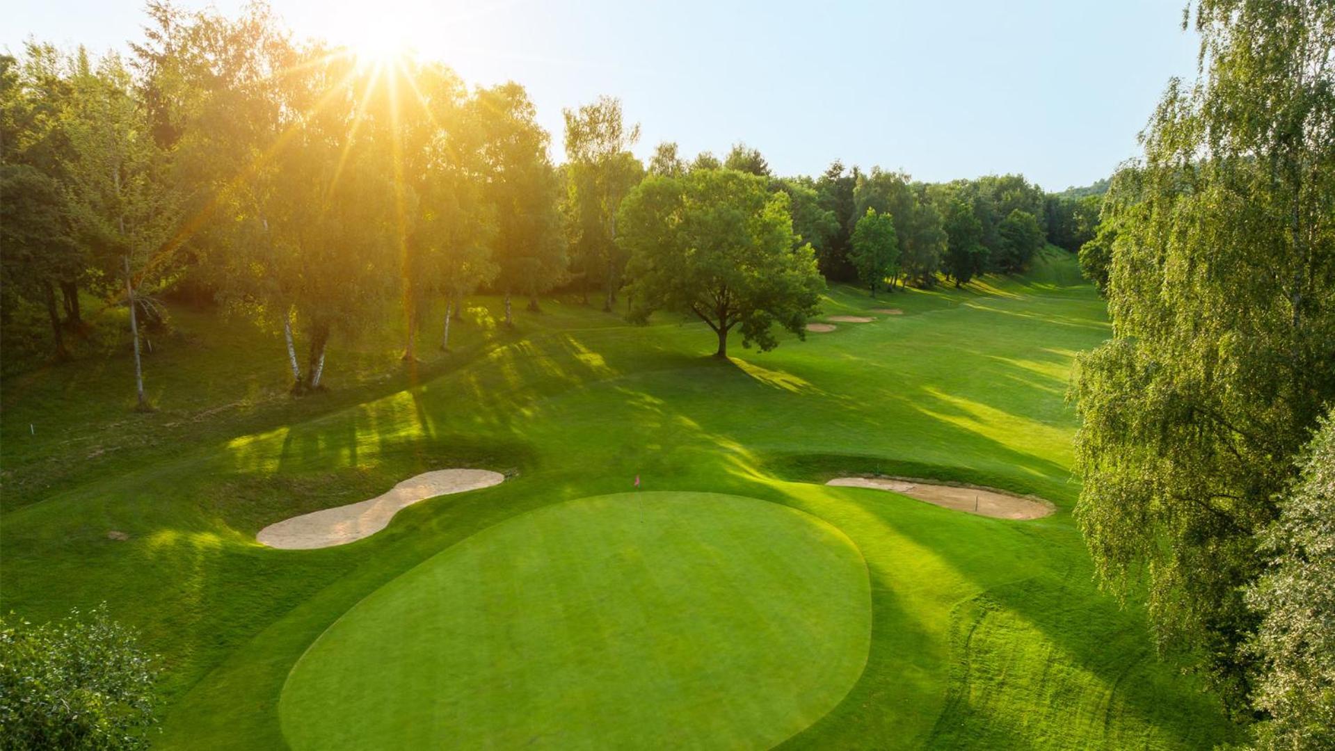 Logis Hotel Golf Le Domaine Du Val De Sorne Vernantois Luaran gambar