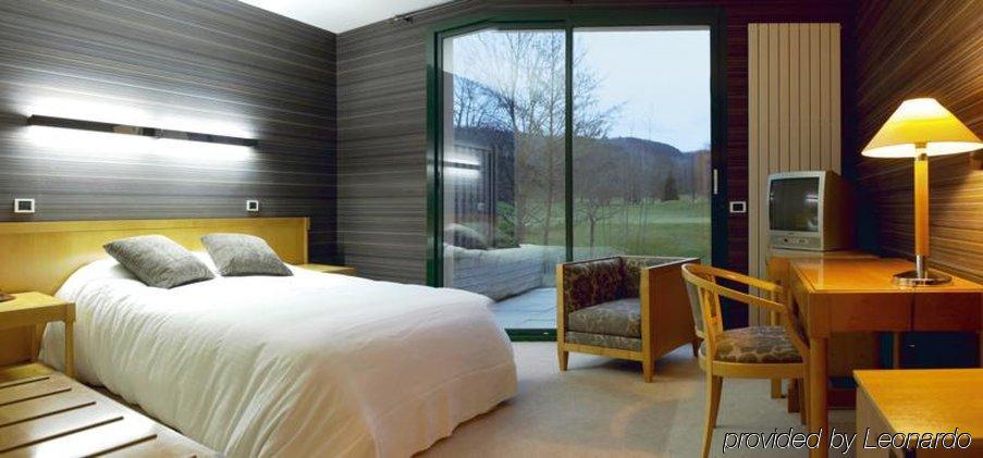 Logis Hotel Golf Le Domaine Du Val De Sorne Vernantois Luaran gambar
