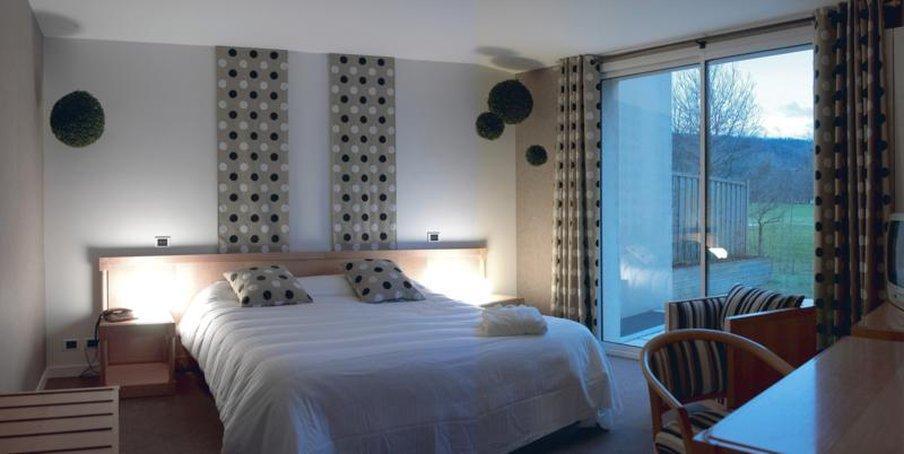 Logis Hotel Golf Le Domaine Du Val De Sorne Vernantois Luaran gambar
