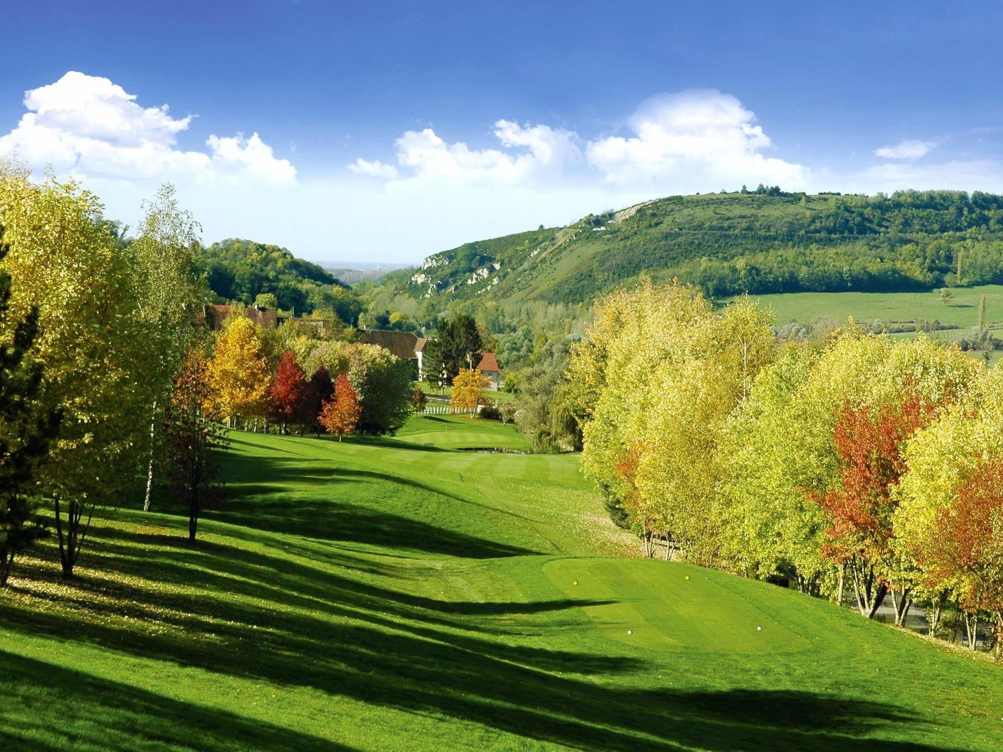 Logis Hotel Golf Le Domaine Du Val De Sorne Vernantois Luaran gambar
