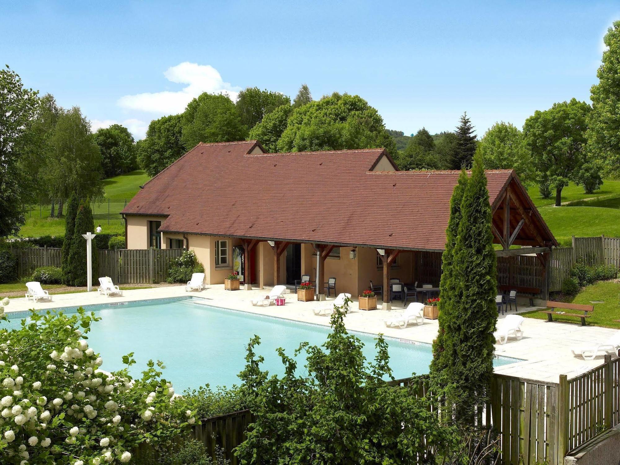 Logis Hotel Golf Le Domaine Du Val De Sorne Vernantois Luaran gambar